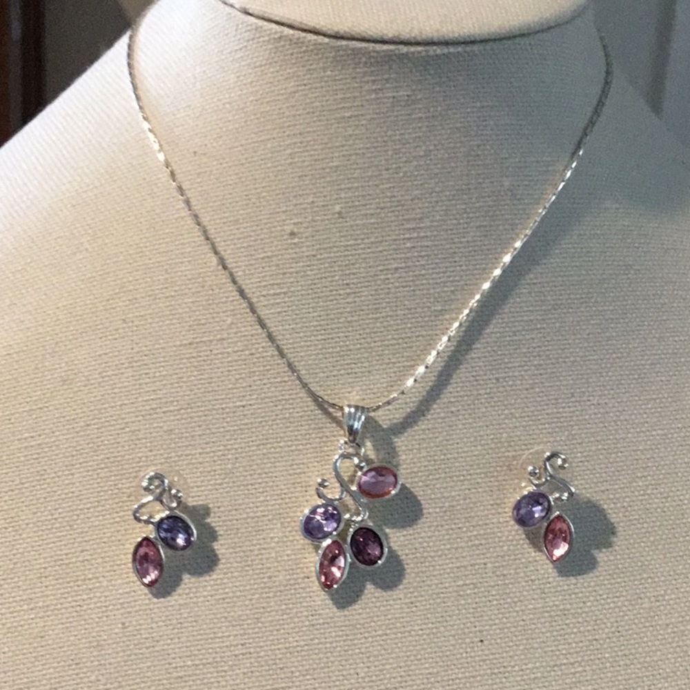 New Yanbal necklace and earrings set silver tone with soft finest rhinestones.